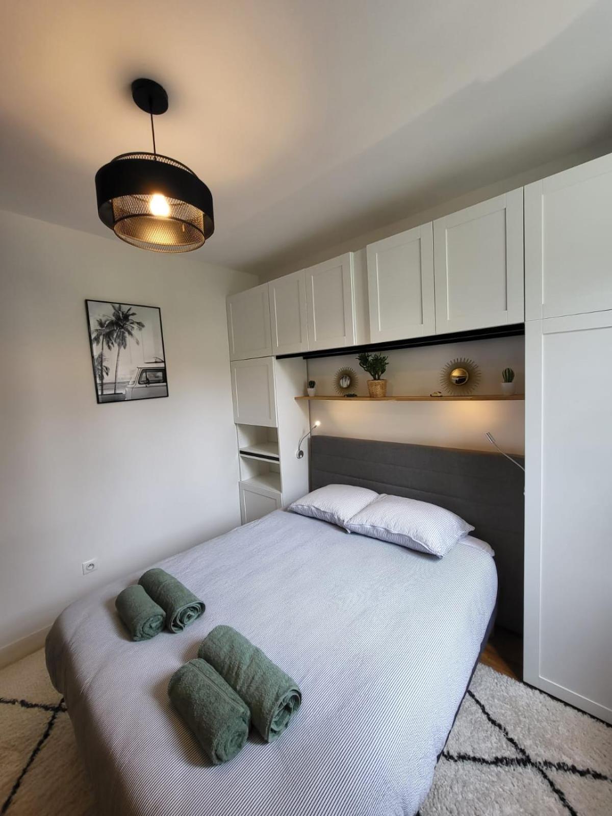 Le Patio - Appartement Calme - Hyper Centre Pau Eksteriør billede